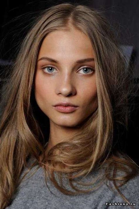 hair colour ideas for olive skin|blonde for olive skin tone.